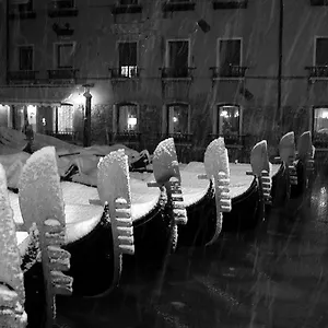 campo-de-la-guerra-apartment.hotelslidodijesolo.com/